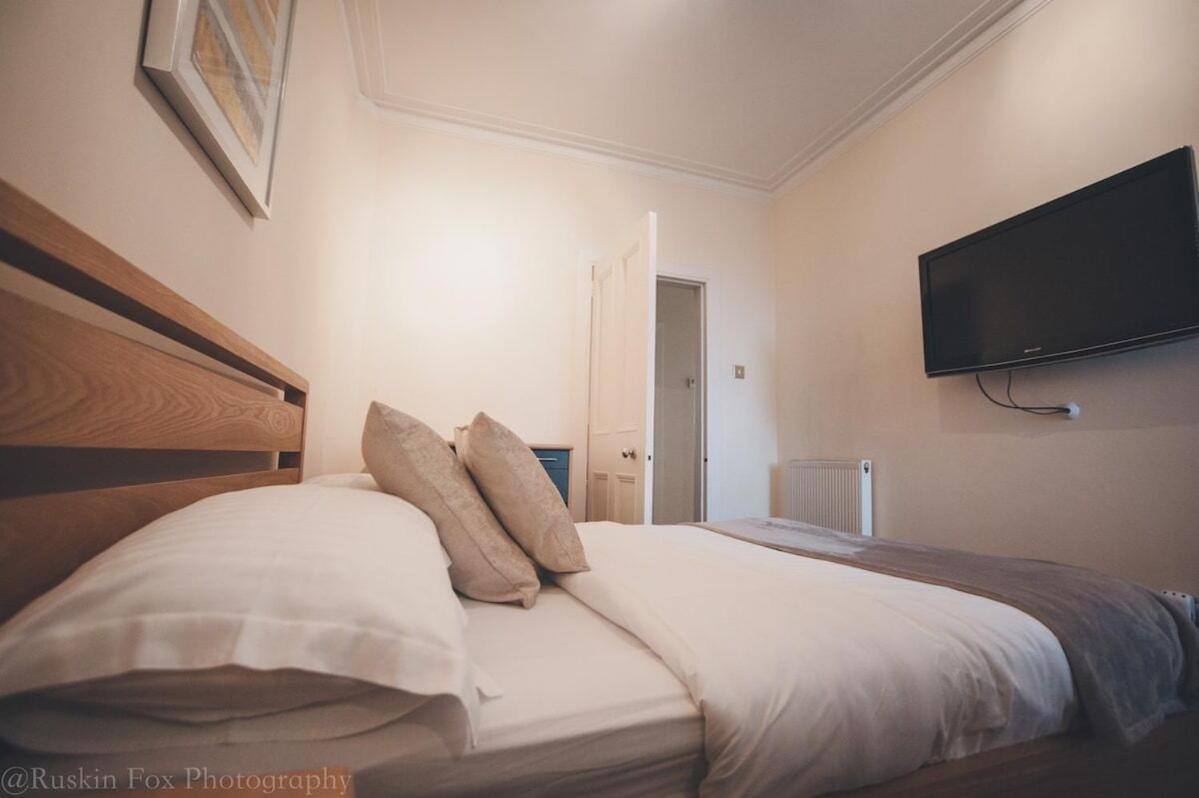 Prime 2 Bedroom City Centre Apt Aberdeen Buitenkant foto